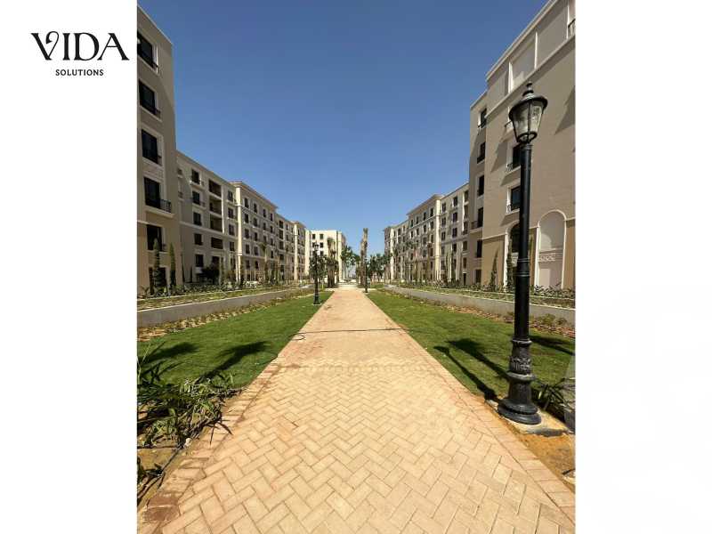https://aqarmap.com.eg/en/listing/5733514-for-sale-cairo-el-sheikh-zayed-city-compounds-kmbwnd-fyldj-wyst-dr-llttwyr
