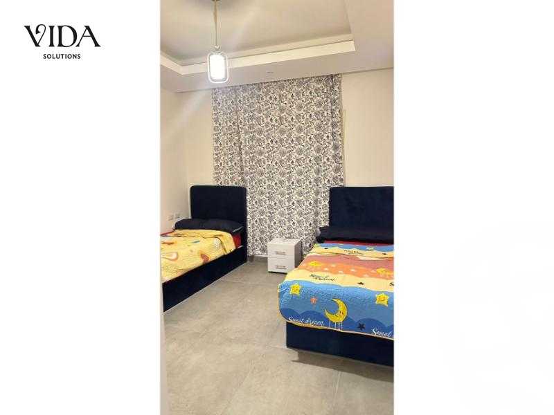 https://aqarmap.com.eg/en/listing/5749470-for-sale-cairo-el-sheikh-zayed-city-compounds-dh-drys