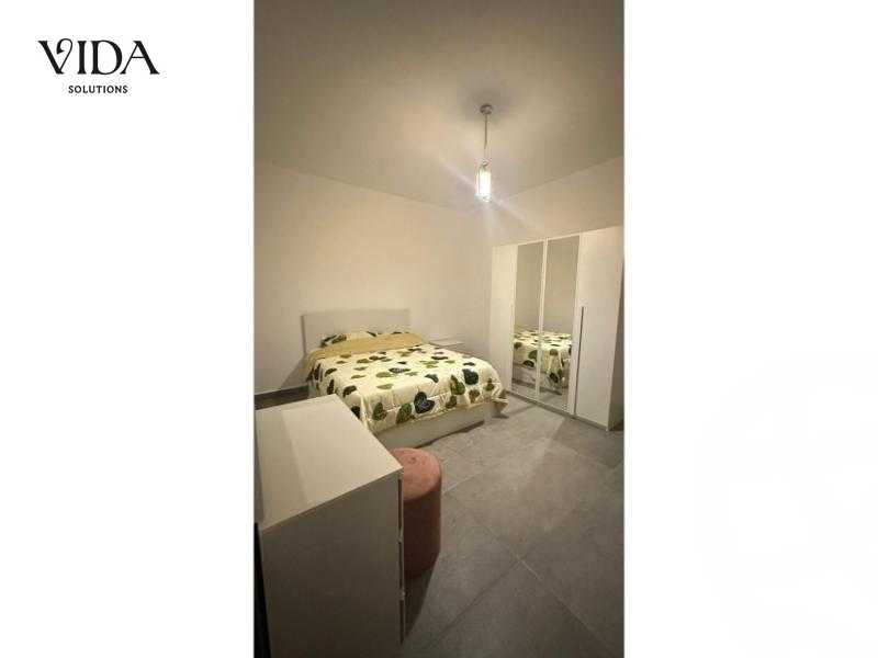 https://aqarmap.com.eg/en/listing/5749470-for-sale-cairo-el-sheikh-zayed-city-compounds-dh-drys