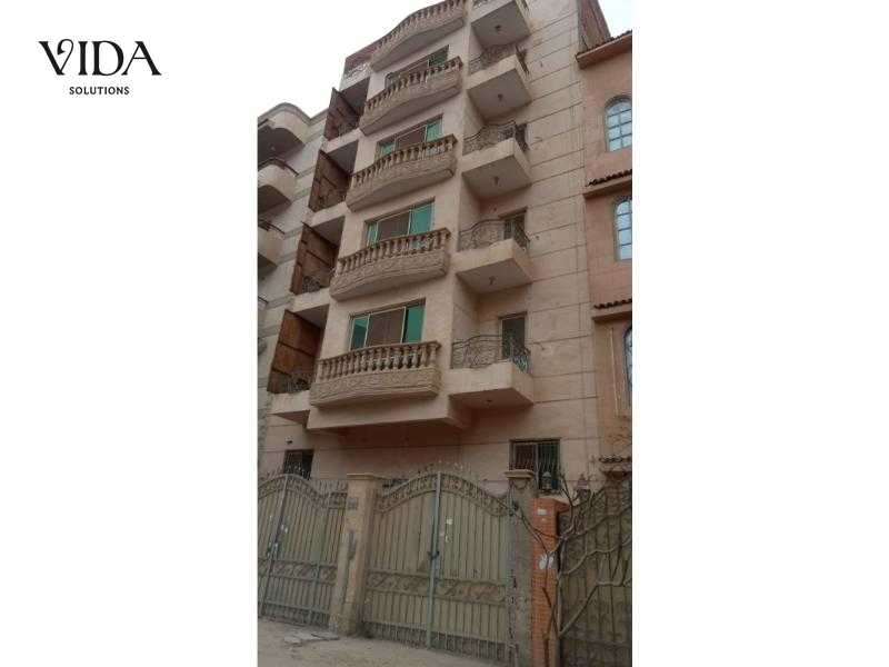 https://aqarmap.com.eg/ar/listing/5771323-for-sale-cairo-6th-of-october-el-ahyaa-neighborhood-4th-street-2