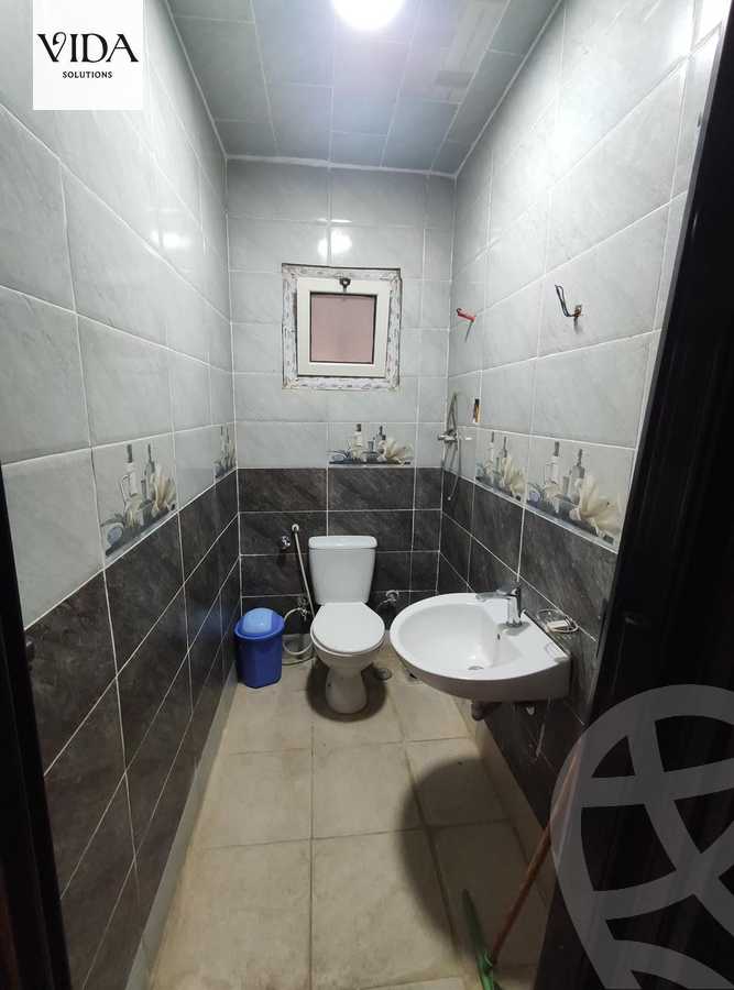 https://aqarmap.com.eg/en/listing/5785249-for-sale-cairo-el-sheikh-zayed-city-compounds-el-khamayel