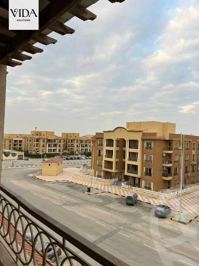 https://aqarmap.com.eg/en/listing/5785249-for-sale-cairo-el-sheikh-zayed-city-compounds-el-khamayel