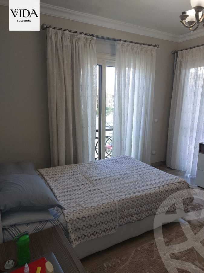 https://aqarmap.com.eg/en/listing/5807969-for-sale-cairo-el-sheikh-zayed-city-compounds-el-khamayel