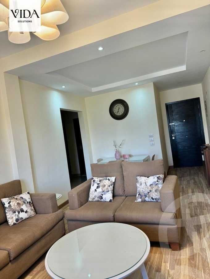 https://aqarmap.com.eg/ar/listing/5820302-for-sale-cairo-el-sheikh-zayed-city-compounds-dh-drys