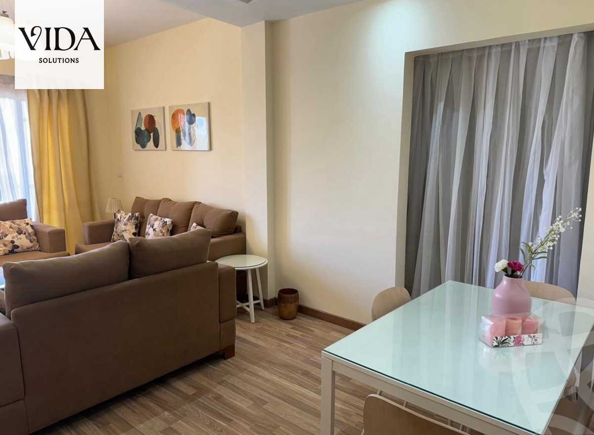 https://aqarmap.com.eg/ar/listing/5820302-for-sale-cairo-el-sheikh-zayed-city-compounds-dh-drys