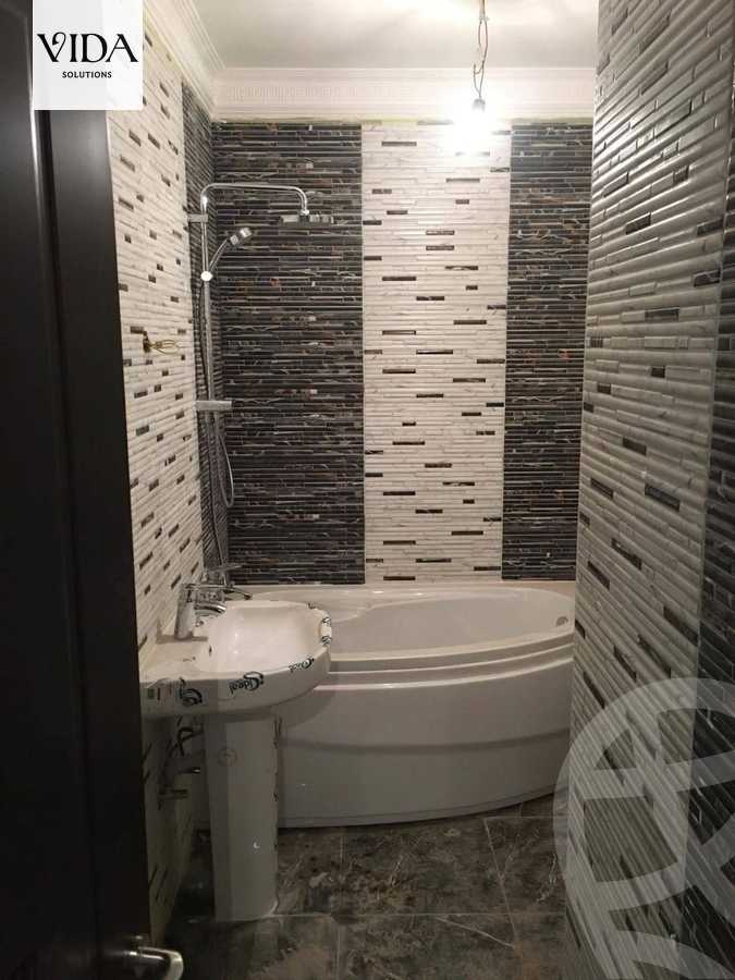 https://aqarmap.com.eg/en/listing/5838657-for-sale-cairo-6th-of-october-hadaeq-october-kmbwnd-fy-hdyq-ktwbr-ashgar-city