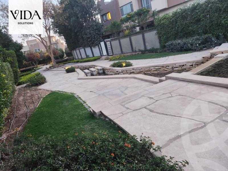 https://aqarmap.com.eg/en/listing/5839185-for-sale-cairo-el-sheikh-zayed-city-compounds-kmbwnd-ljry-swdyk