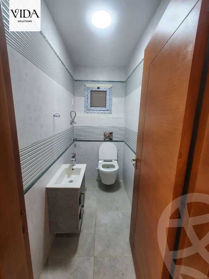 https://aqarmap.com.eg/en/listing/5847740-for-sale-cairo-el-sheikh-zayed-city-compounds-el-khamayel