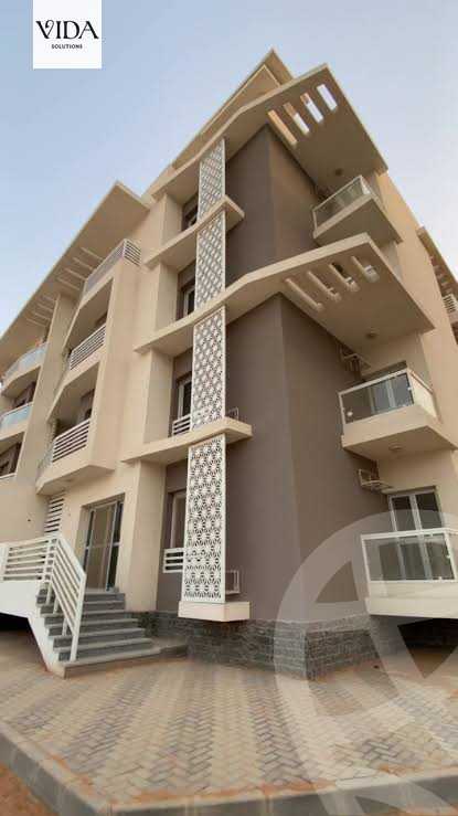 https://aqarmap.com.eg/ar/listing/5918276-for-sale-cairo-el-sheikh-zayed-city-compounds-el-khamayel