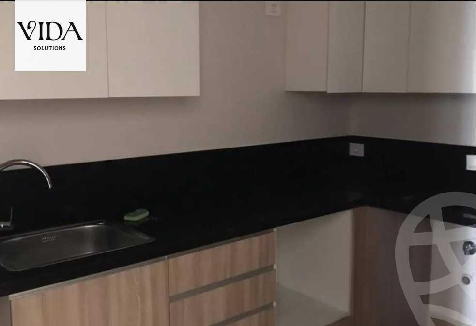 https://aqarmap.com.eg/en/listing/5937293-for-sale-cairo-el-sheikh-zayed-city-compounds-zyd-wr-llttwyr-the-village-views
