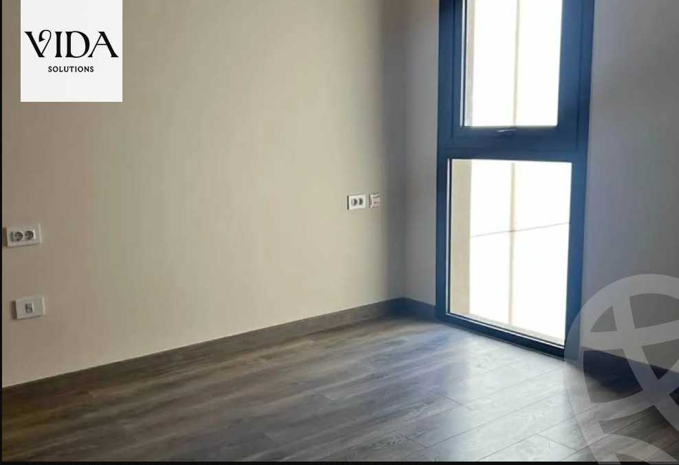 https://aqarmap.com.eg/en/listing/5937293-for-sale-cairo-el-sheikh-zayed-city-compounds-zyd-wr-llttwyr-the-village-views