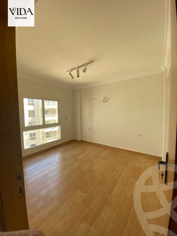 https://aqarmap.com.eg/ar/listing/5937945-for-sale-cairo-6th-of-october-compounds-mountain-view-icity-october-mv-park-mountain-view-icity-october