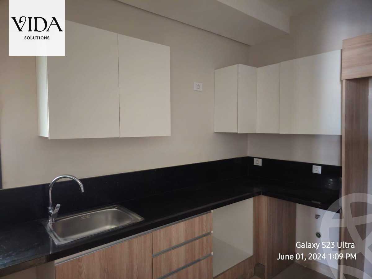 https://aqarmap.com.eg/en/listing/5948054-for-sale-cairo-el-sheikh-zayed-city-compounds-zyd-wr-llttwyr-park-towers-zed-el-sheikh-zayed-compound