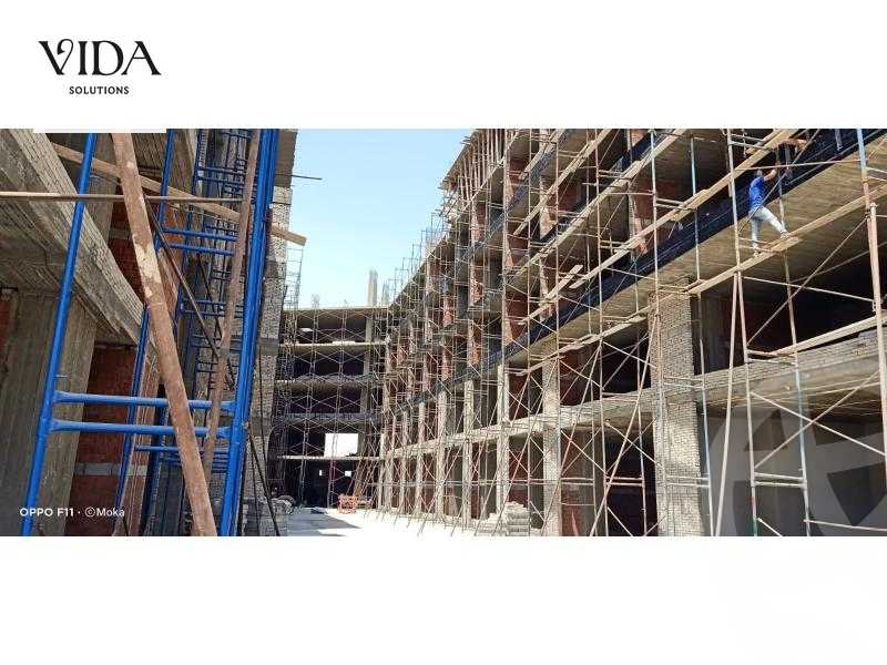 https://aqarmap.com.eg/en/listing/5953555-for-sale-cairo-el-sheikh-zayed-city-compounds-101-mall