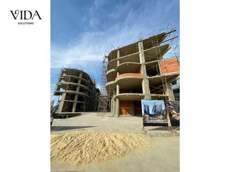 https://aqarmap.com.eg/ar/listing/5953637-for-sale-cairo-el-sheikh-zayed-city-compounds-101-mall