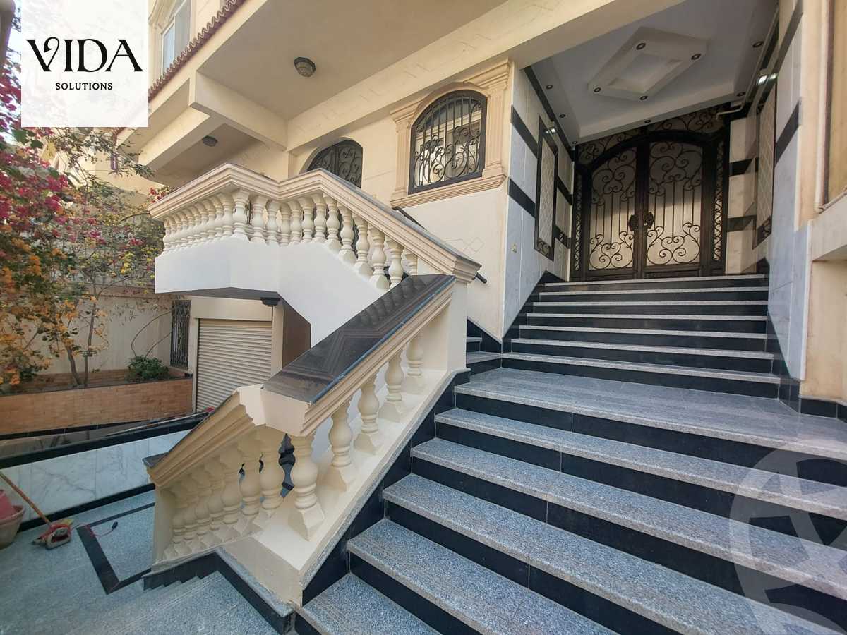 https://aqarmap.com.eg/ar/listing/5960113-for-sale-cairo-6th-of-october-el-ahyaa-neighborhood-2nd-divided-from-al-kafrawei-st