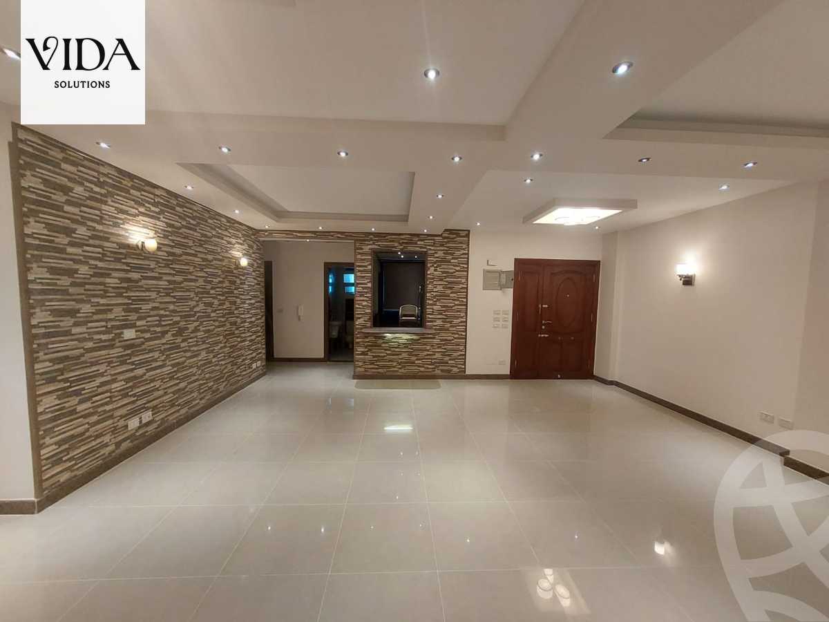 https://aqarmap.com.eg/ar/listing/5960113-for-sale-cairo-6th-of-october-el-ahyaa-neighborhood-2nd-divided-from-al-kafrawei-st