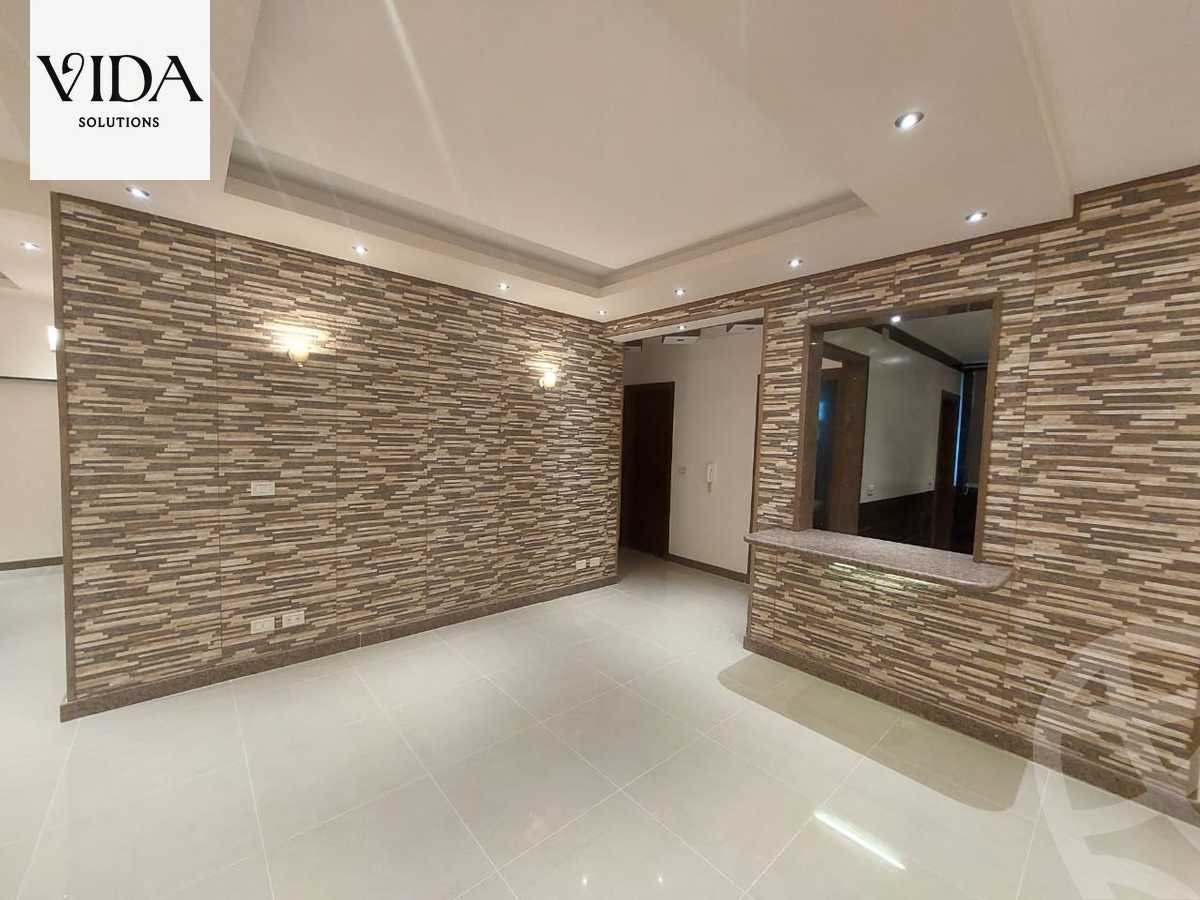 https://aqarmap.com.eg/ar/listing/5960113-for-sale-cairo-6th-of-october-el-ahyaa-neighborhood-2nd-divided-from-al-kafrawei-st