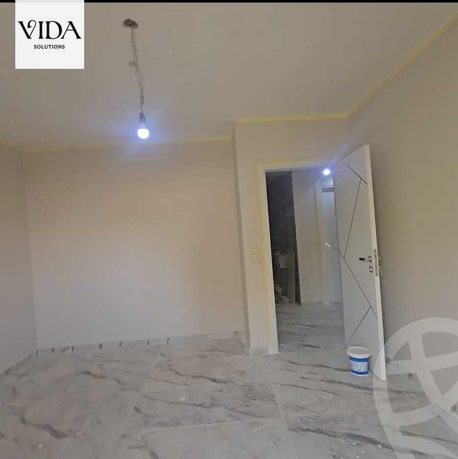 https://aqarmap.com.eg/en/listing/5963421-for-sale-cairo-el-sheikh-zayed-city-compounds-el-khamayel