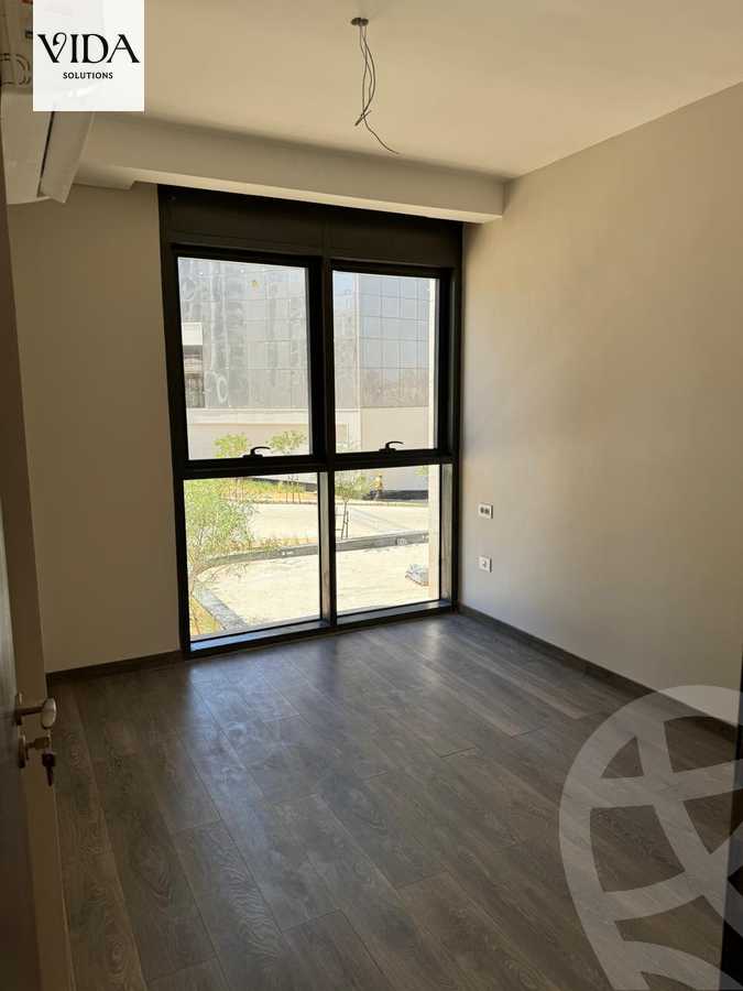 https://aqarmap.com.eg/ar/listing/5963529-for-sale-cairo-el-sheikh-zayed-city-compounds-zyd-wr-llttwyr-z-tower