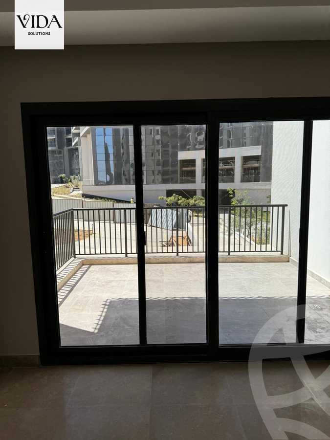 https://aqarmap.com.eg/ar/listing/5963529-for-sale-cairo-el-sheikh-zayed-city-compounds-zyd-wr-llttwyr-z-tower
