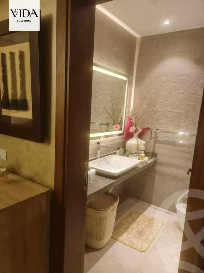 https://aqarmap.com.eg/en/listing/5963901-for-sale-cairo-new-cairo-compounds-mountain-view-hyde-park