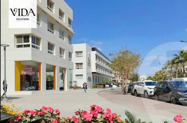 https://aqarmap.com.eg/en/listing/5970243-for-rent-cairo-el-sheikh-zayed-city-compounds-kmbwnd-wyst-twn-swdyk