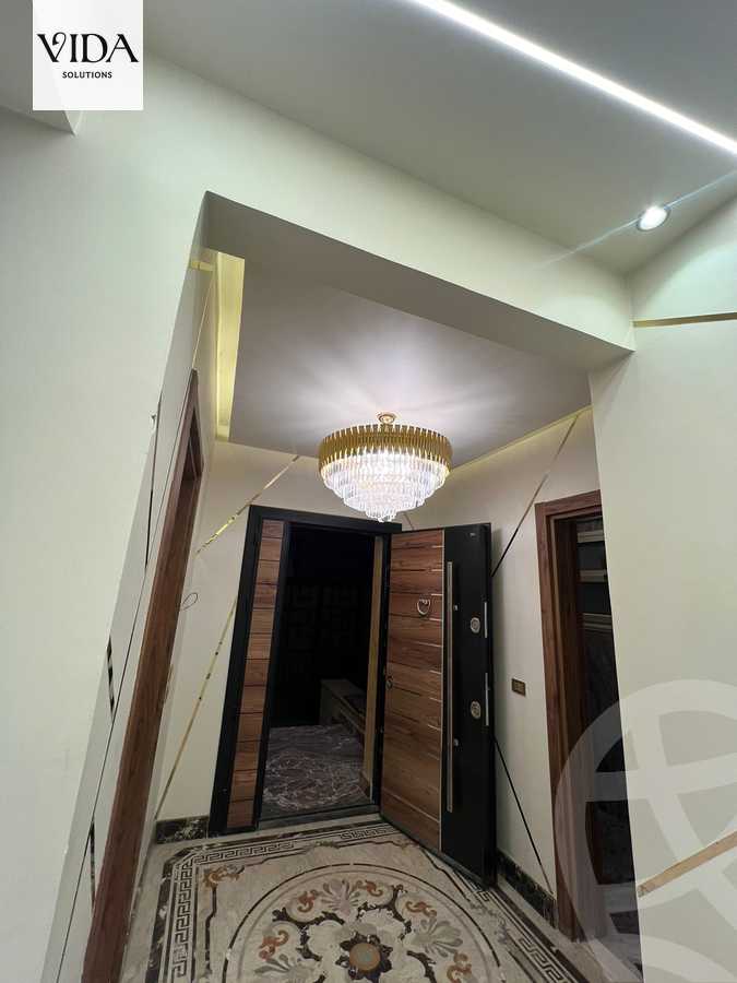 https://aqarmap.com.eg/ar/listing/6056387-for-sale-cairo-el-sheikh-zayed-city-compounds-hadayek-el-mohandiseen