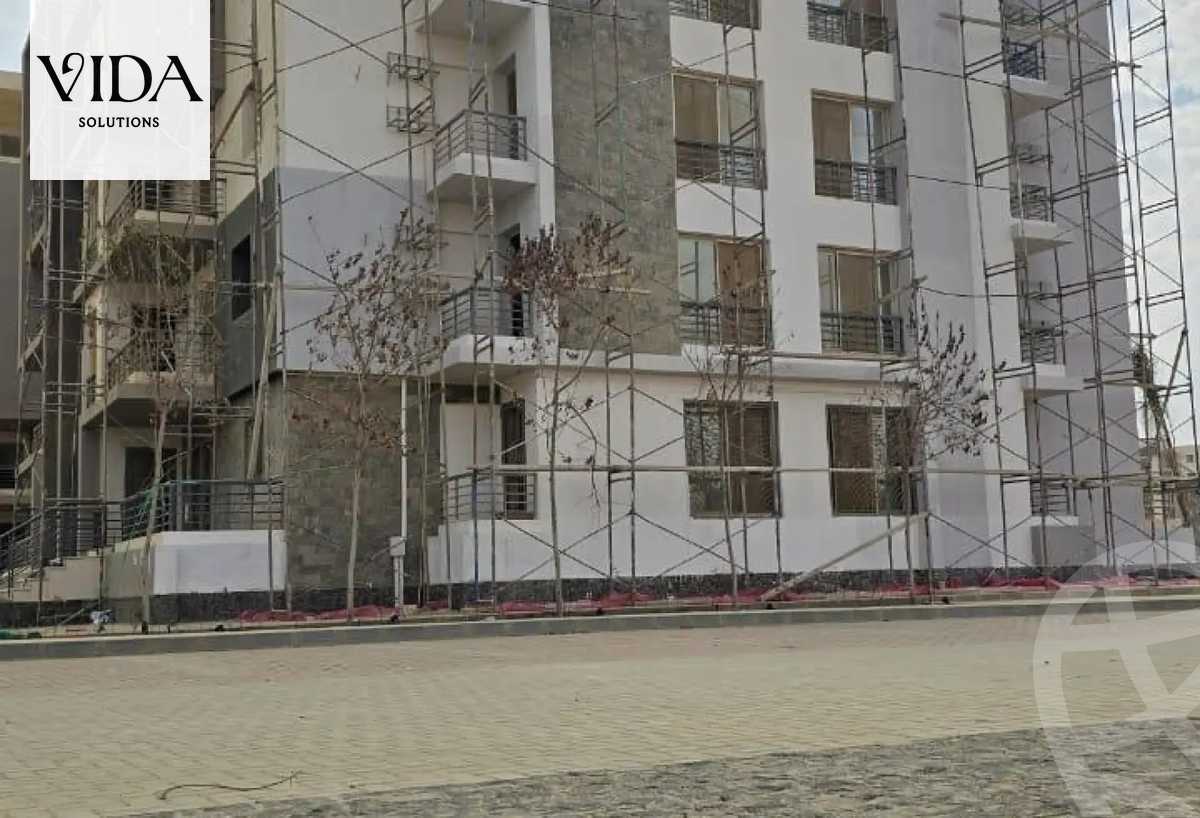 https://aqarmap.com.eg/en/listing/6059241-for-sale-cairo-el-sheikh-zayed-city-compounds-terrace-hdb