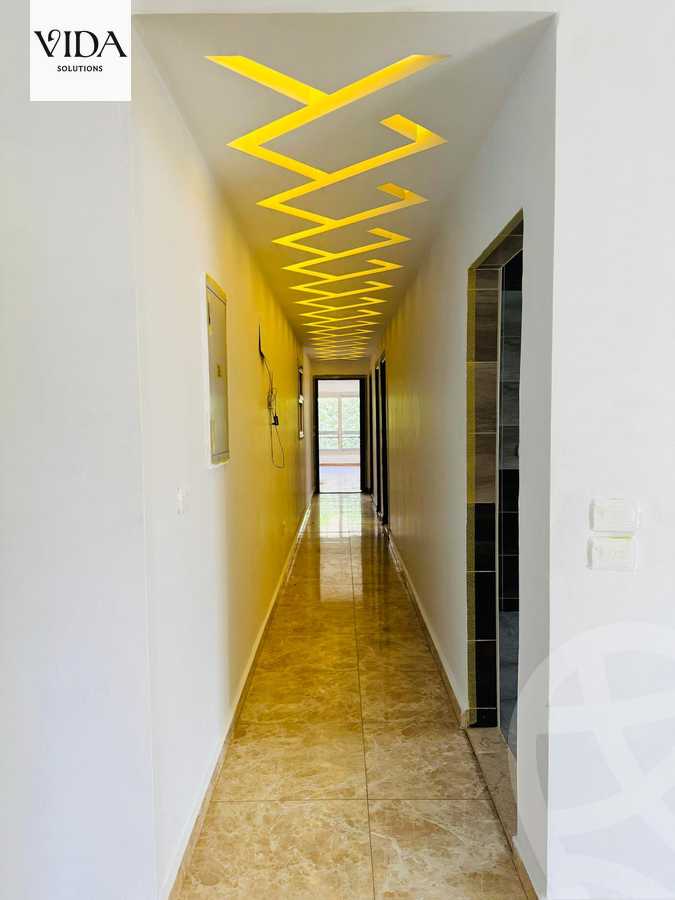 https://aqarmap.com.eg/en/listing/6062842-for-sale-cairo-el-sheikh-zayed-city-compounds-el-khamayel