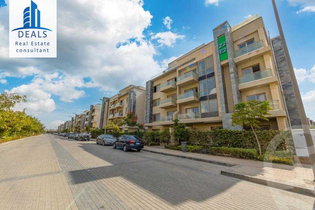 https://aqarmap.com.eg/ar/listing/4470371-for-sale-cairo-new-cairo-compounds-galleria-moon-valley