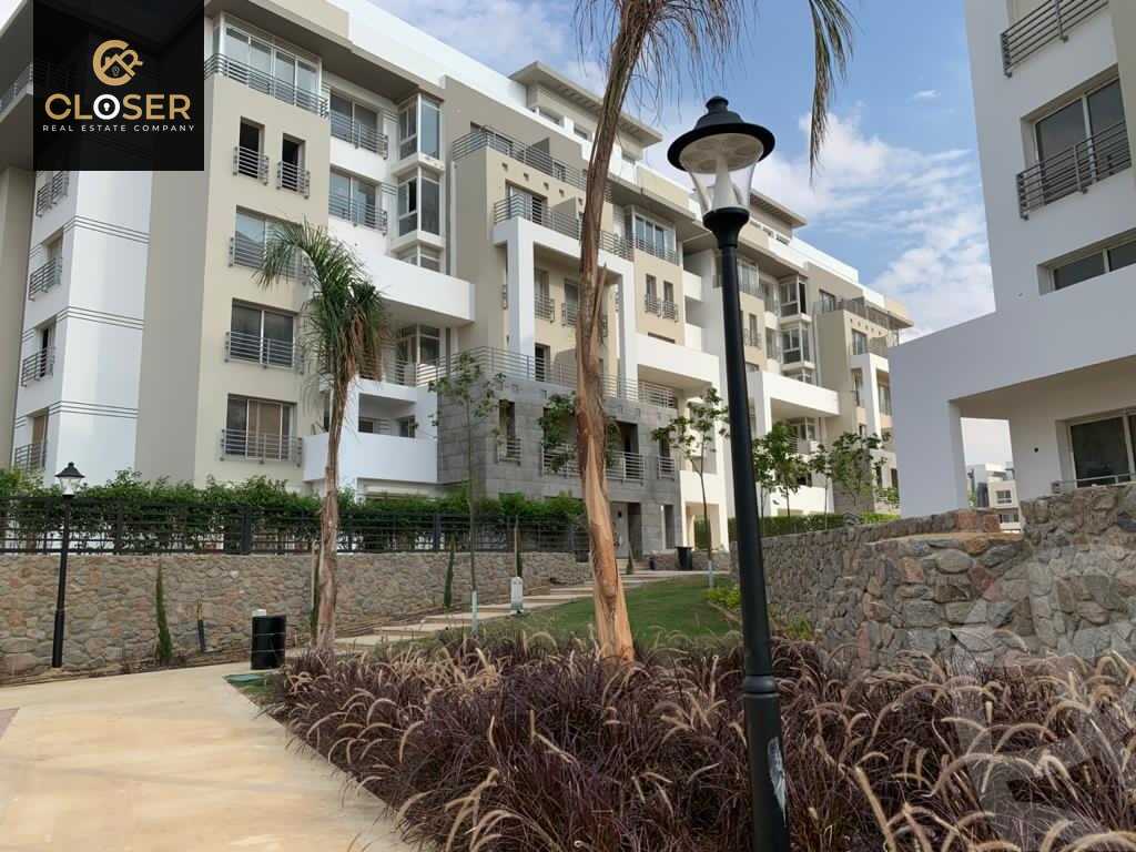 https://aqarmap.com.eg/en/listing/5313416-for-sale-cairo-new-cairo-compounds-hyde-park-greens-hyde-park-compound