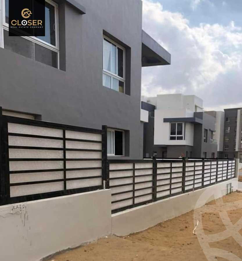https://aqarmap.com.eg/en/listing/5723838-for-sale-cairo-new-cairo-compounds-hyde-park-greens-hyde-park-compound