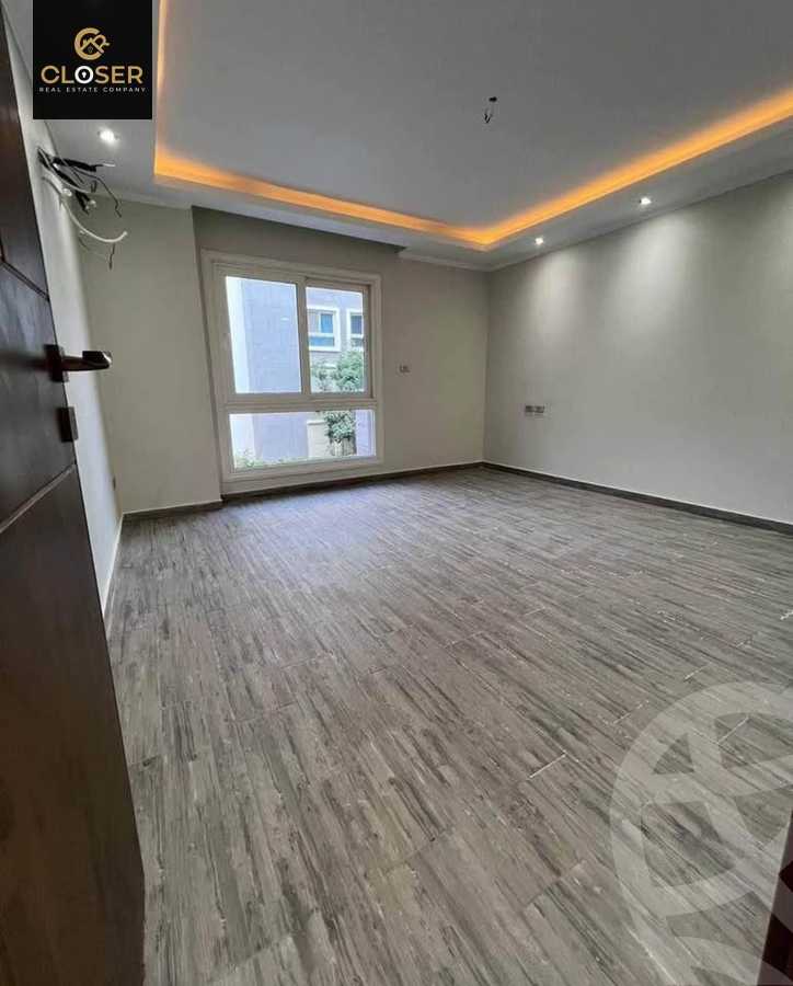 https://aqarmap.com.eg/ar/listing/5894520-for-sale-cairo-new-cairo-compounds-swan-lake-iris-swan-lake-residence