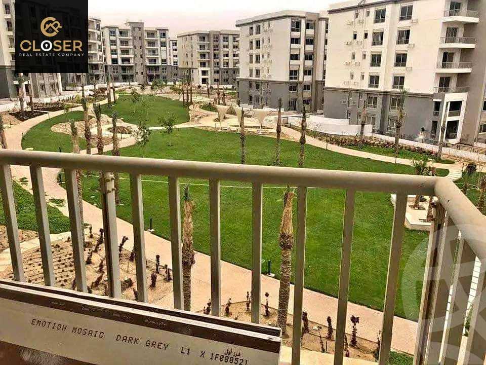 https://aqarmap.com.eg/ar/listing/5904549-for-sale-cairo-new-cairo-compounds-hyde-park-greens-hyde-park-compound