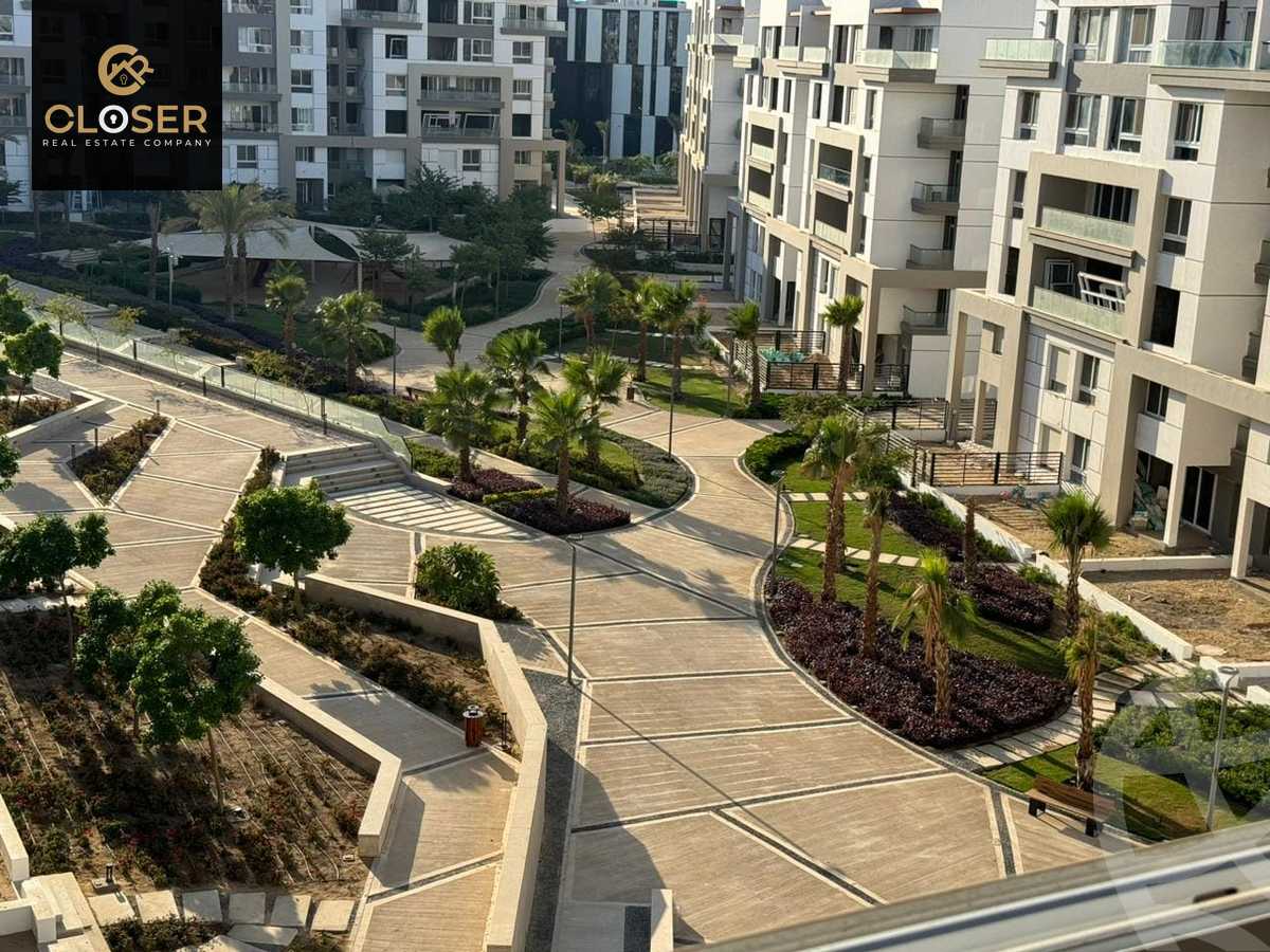 https://aqarmap.com.eg/ar/listing/5909342-for-sale-cairo-new-cairo-compounds-hyde-park-central-compound