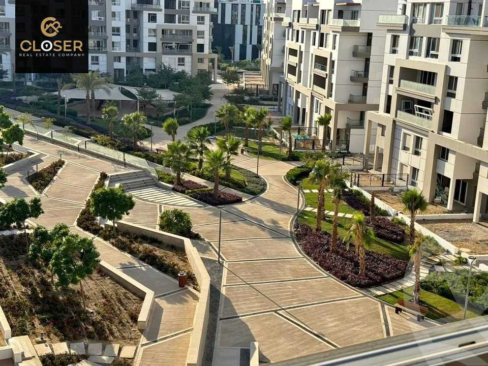 https://aqarmap.com.eg/en/listing/5909636-for-sale-cairo-new-cairo-compounds-hyde-park-greens-hyde-park-compound
