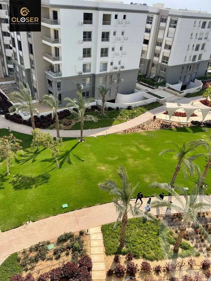 https://aqarmap.com.eg/en/listing/5909677-for-sale-cairo-new-cairo-compounds-hyde-park-central-compound