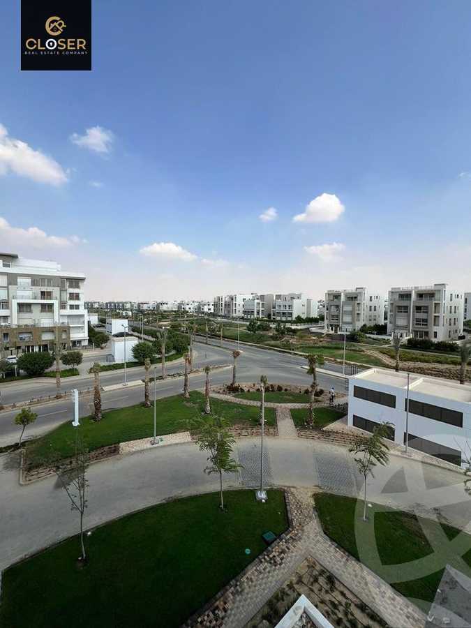 https://aqarmap.com.eg/en/listing/5910725-for-sale-cairo-new-cairo-compounds-hyde-park-central-compound
