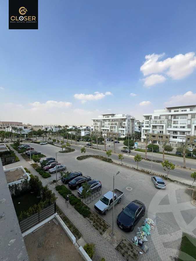 https://aqarmap.com.eg/en/listing/5910725-for-sale-cairo-new-cairo-compounds-hyde-park-central-compound