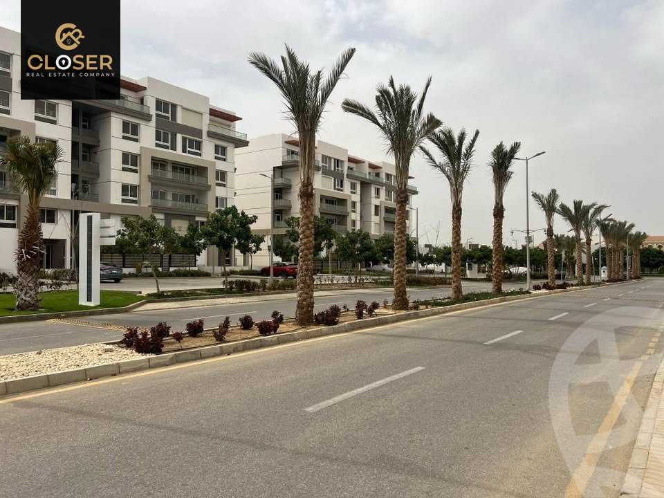 https://aqarmap.com.eg/en/listing/6183026-for-sale-cairo-new-cairo-compounds-hyde-park-greens-hyde-park-compound
