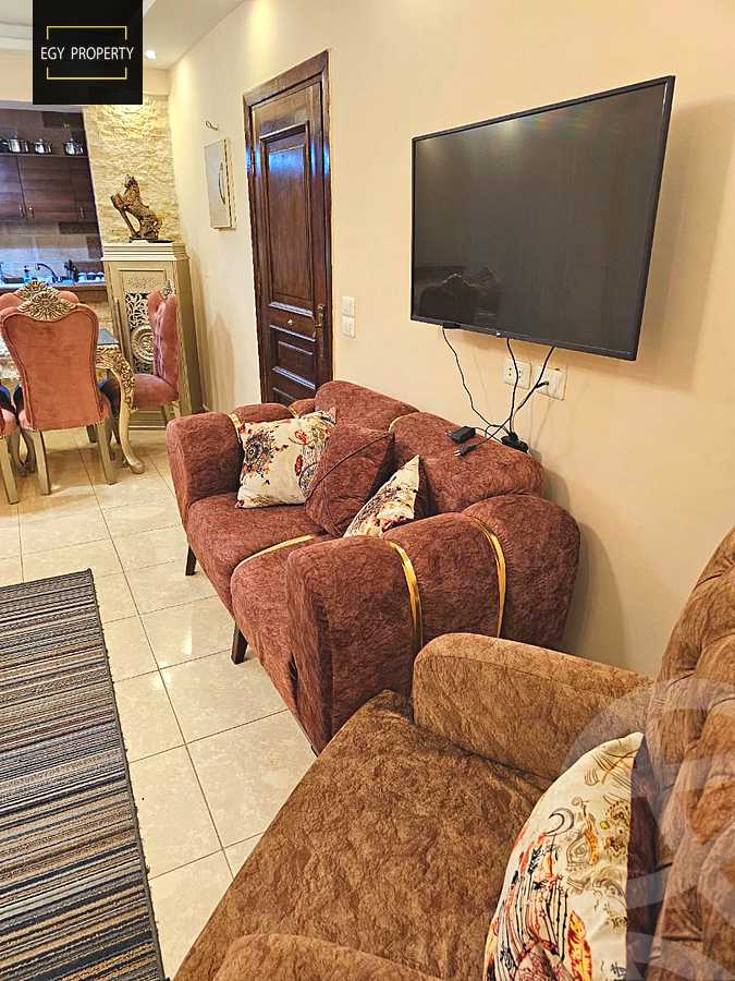 https://aqarmap.com.eg/ar/listing/5230975-for-rent-cairo-6th-of-october-el-ahyaa-neighborhood-2nd-divided-from-al-kafrawei-st