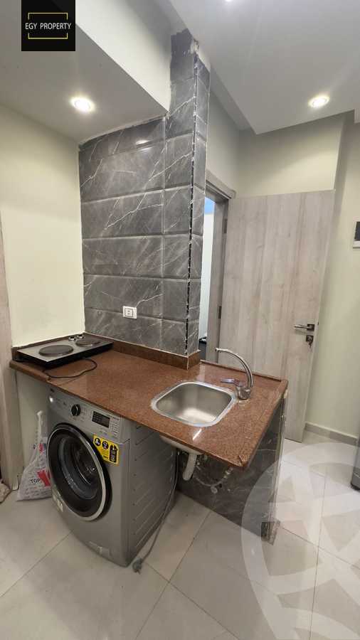 https://aqarmap.com.eg/ar/listing/5259801-for-rent-cairo-6th-of-october-el-ahyaa-neighborhood-1st-eighth-neighborhood