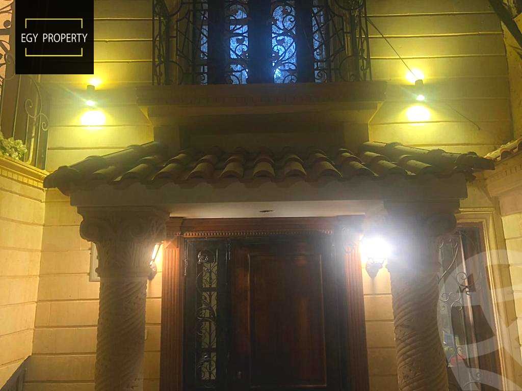 https://aqarmap.com.eg/en/listing/5279541-for-sale-cairo-6th-of-october-el-ahyaa-neighborhood-4th-school-st