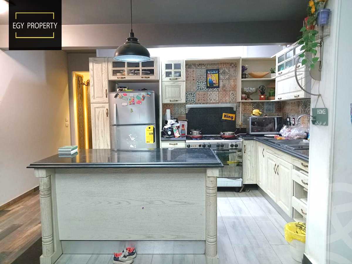 https://aqarmap.com.eg/en/listing/5279541-for-sale-cairo-6th-of-october-el-ahyaa-neighborhood-4th-school-st