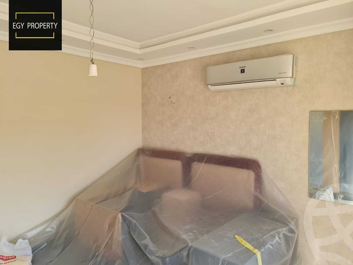 https://aqarmap.com.eg/en/listing/5279884-for-sale-cairo-el-sheikh-zayed-city-compounds-el-khamayel