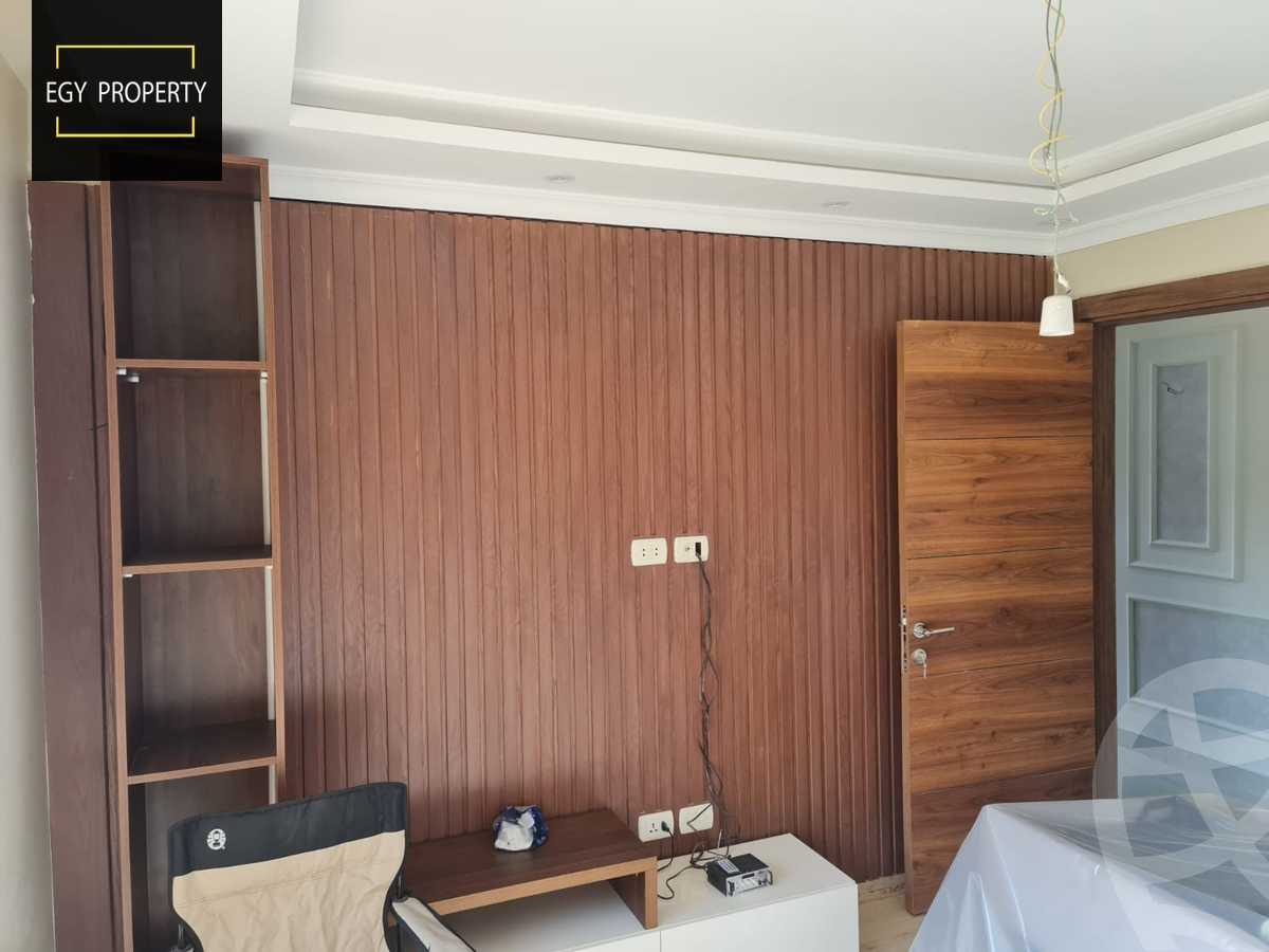 https://aqarmap.com.eg/en/listing/5279884-for-sale-cairo-el-sheikh-zayed-city-compounds-el-khamayel