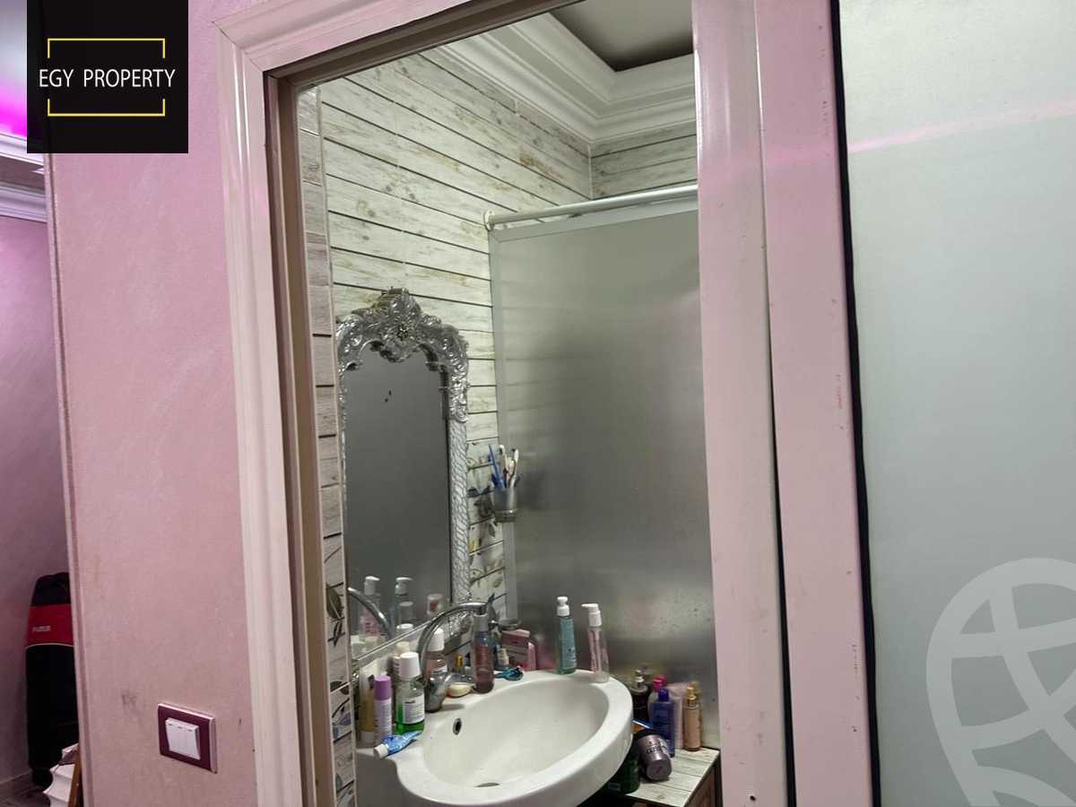 https://aqarmap.com.eg/ar/listing/5280231-for-sale-cairo-6th-of-october-el-tawsaat-el-shamalya-hy-2000-qt