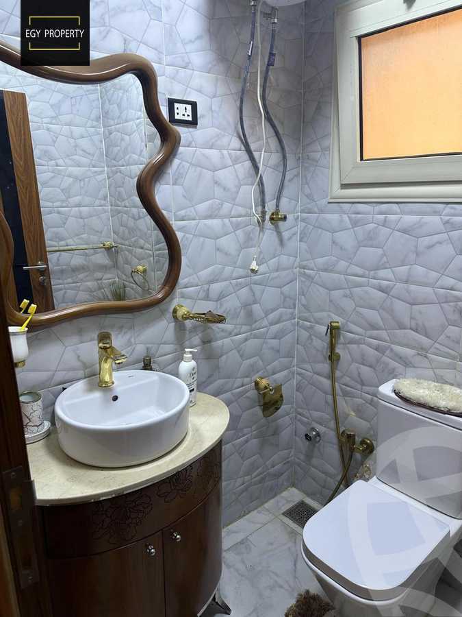 https://aqarmap.com.eg/ar/listing/5280231-for-sale-cairo-6th-of-october-el-tawsaat-el-shamalya-hy-2000-qt