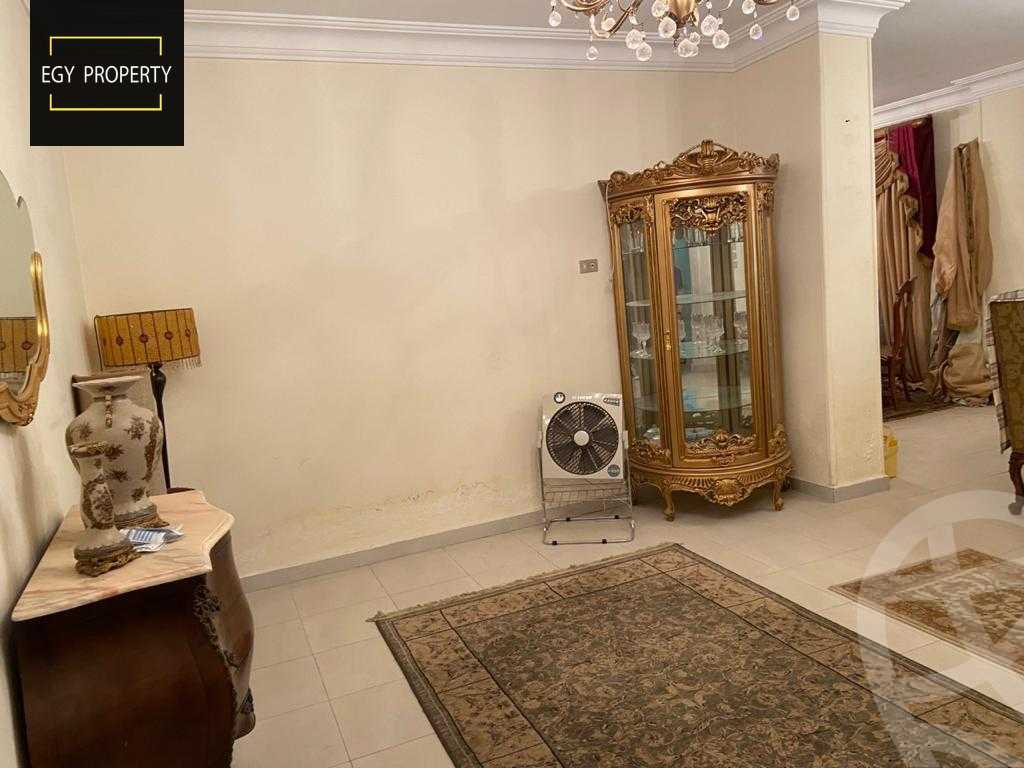 https://aqarmap.com.eg/en/listing/5282468-for-sale-cairo-6th-of-october-el-ahyaa-neighborhood-3rd-al-hay-al-thalith-st